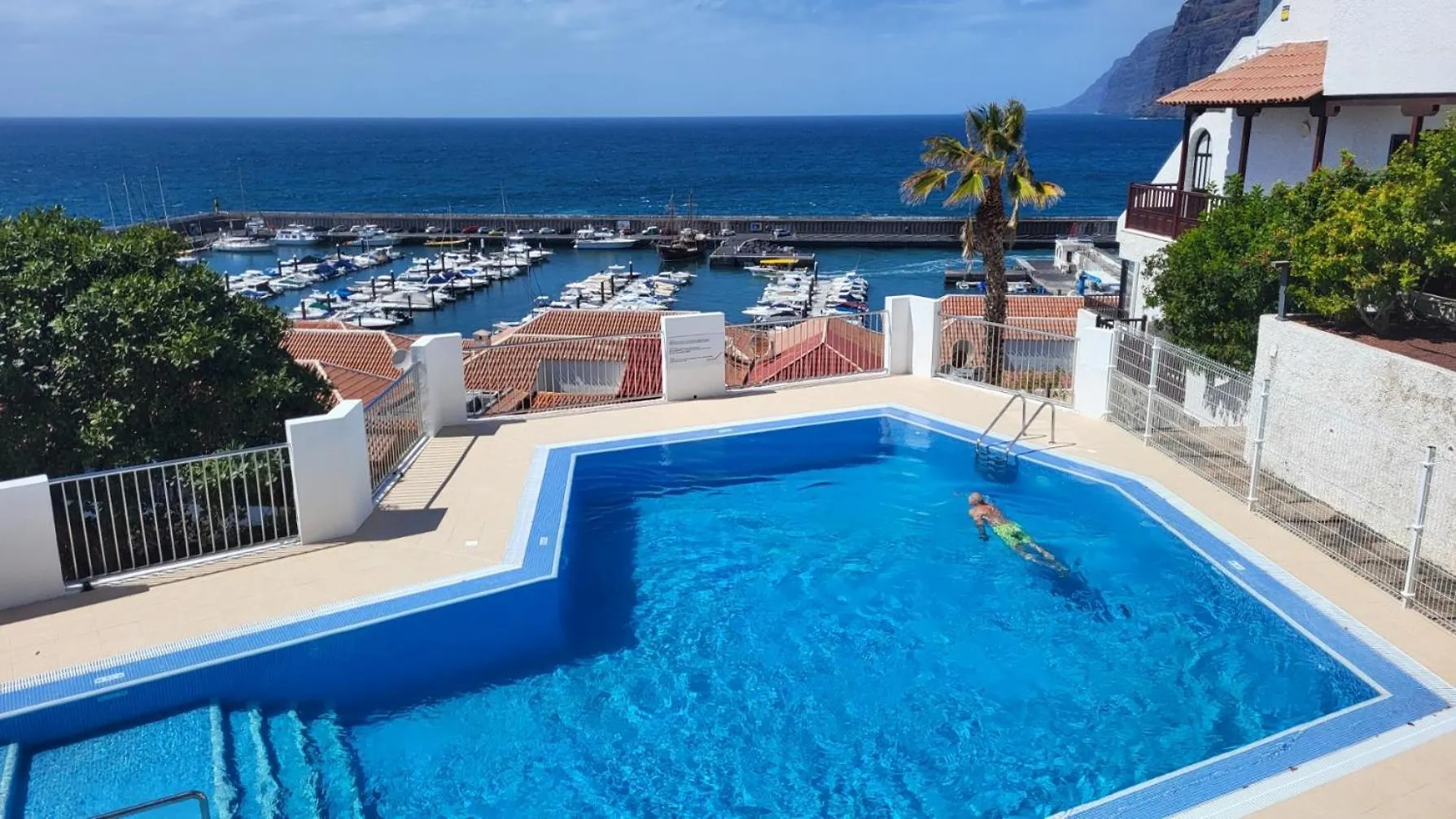 Apartment Mit Sonnenterrasse Und Panorama - Meerblick, 5 Min. Von Hafen + Strand Acantilado de los Gigantes